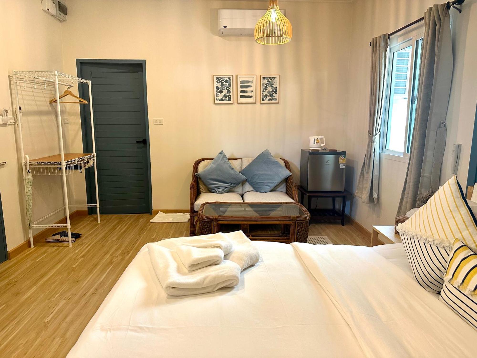 Warm White Hua Hin House Hotell Eksteriør bilde